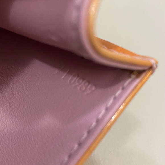 Authentic Louis Vuitton Monogram Vernis Spring Street Shoulder Bag - Picture 5 of 14